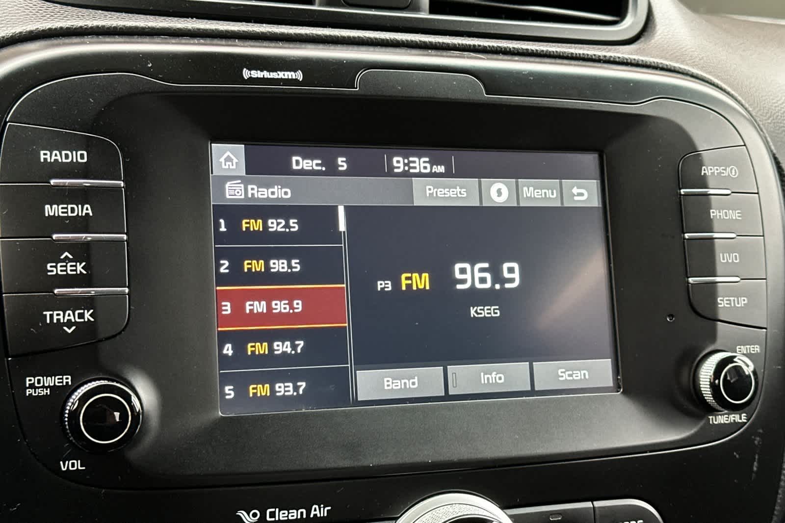 Thumbnail: 2019 Kia Soul - 19