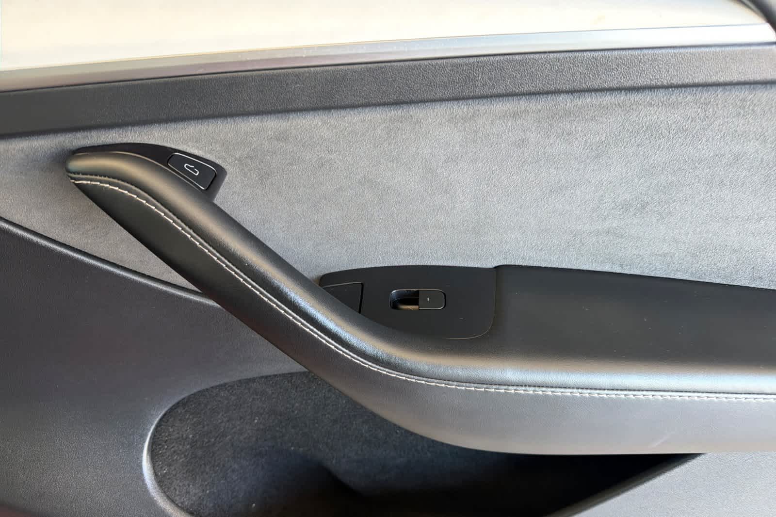 Thumbnail: 2024 Tesla Model Y - 18