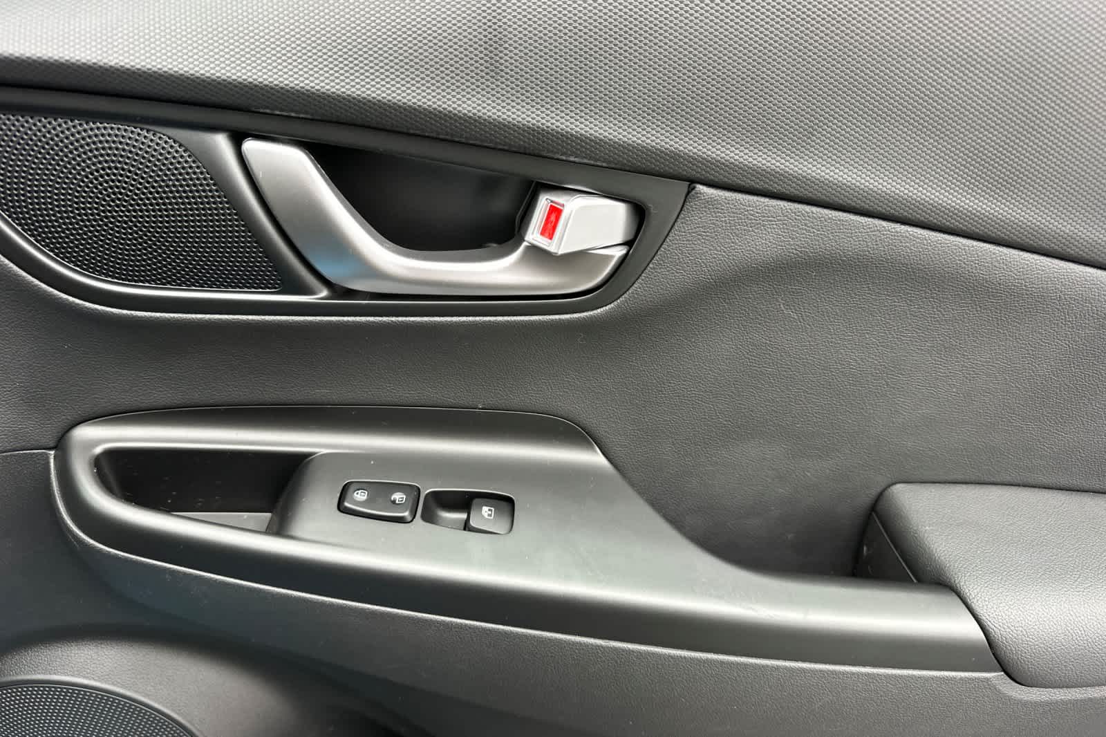 Thumbnail: 2022 Hyundai Kona - 18