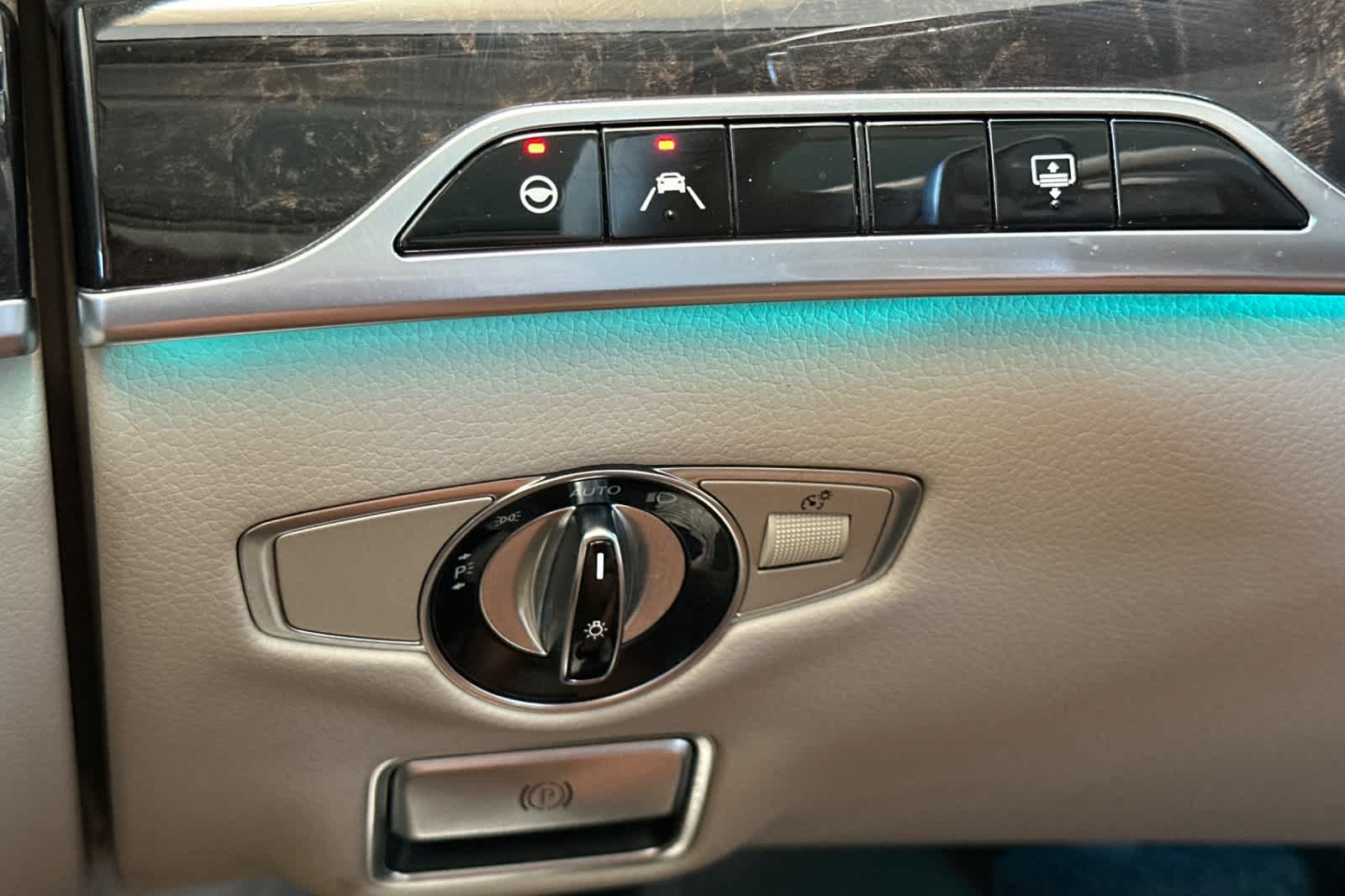 Thumbnail: 2018 Mercedes-Benz S-Class - 31