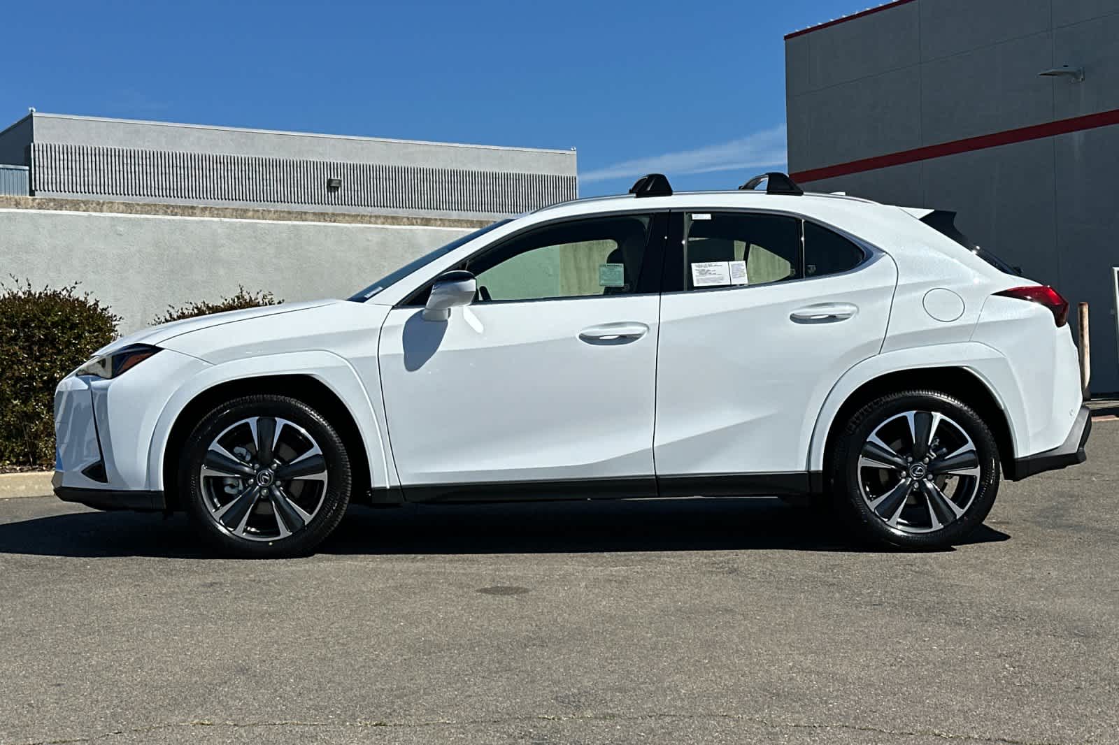 Thumbnail: 2026 Lexus UX - 9