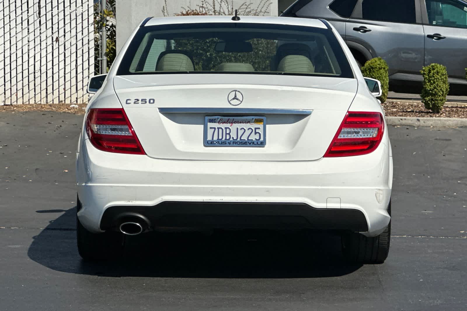 Thumbnail: 2014 Mercedes-Benz C-Class - 8