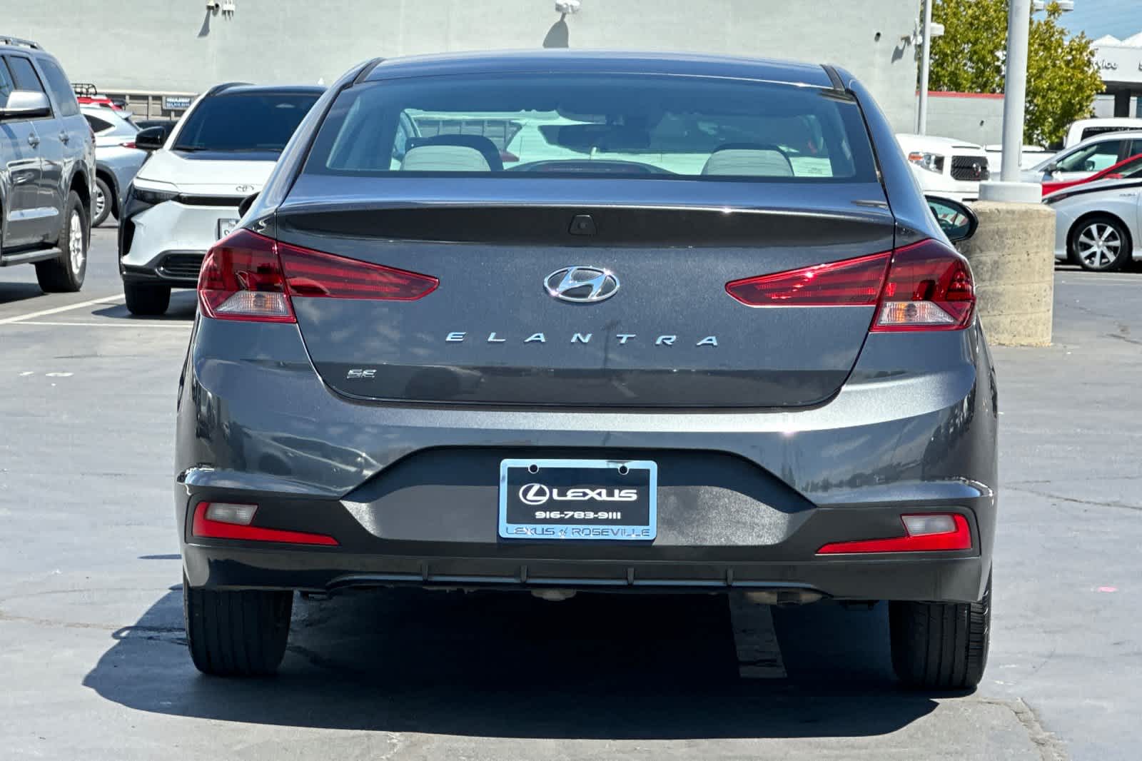 Thumbnail: 2020 Hyundai Elantra - 8