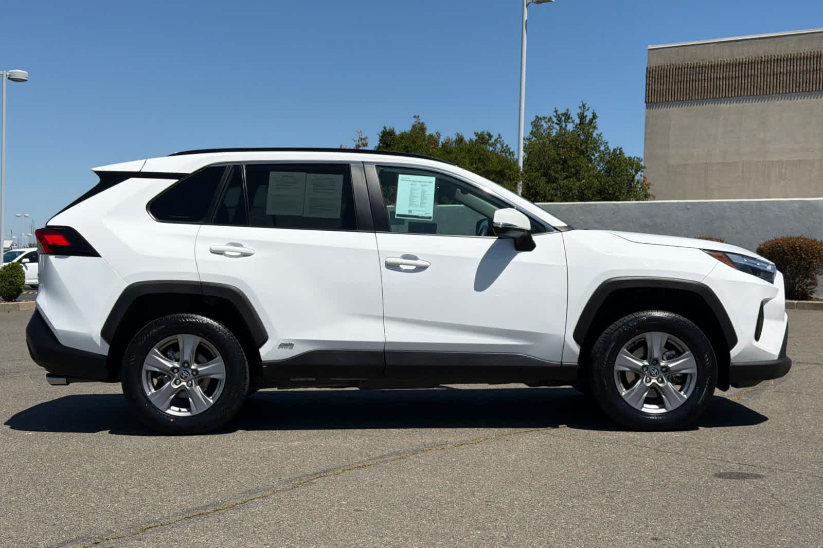 Thumbnail: 2024 Toyota RAV4 - 6