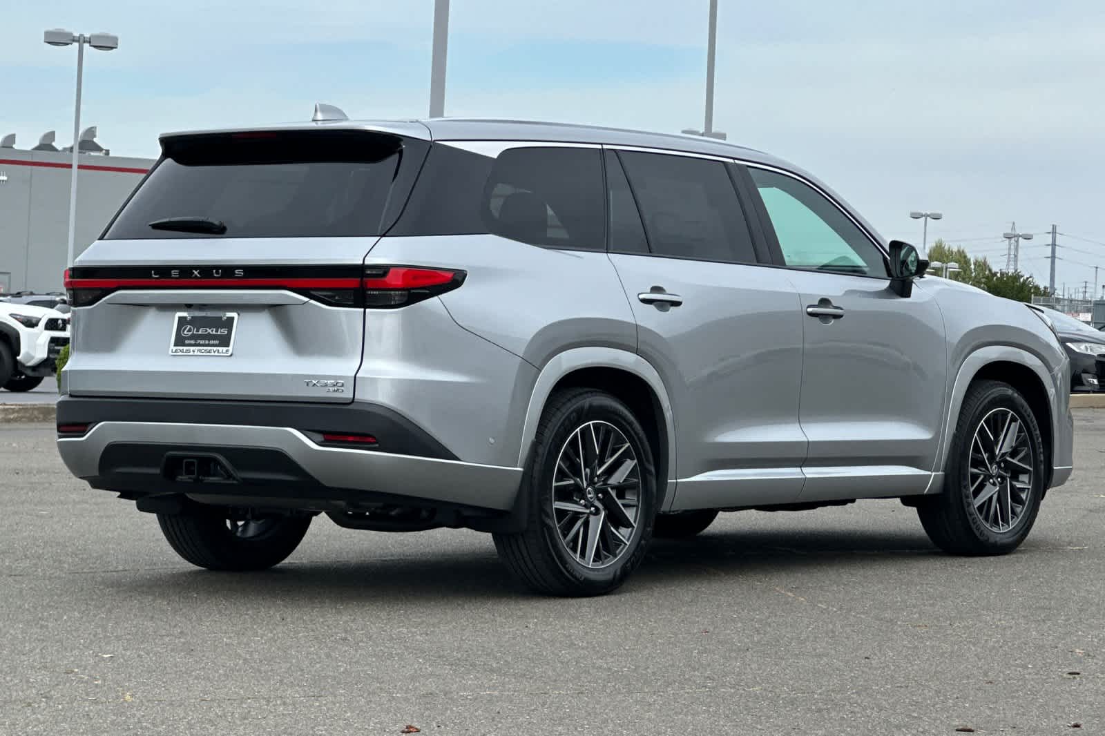 Thumbnail: 2026 Lexus TX - 2