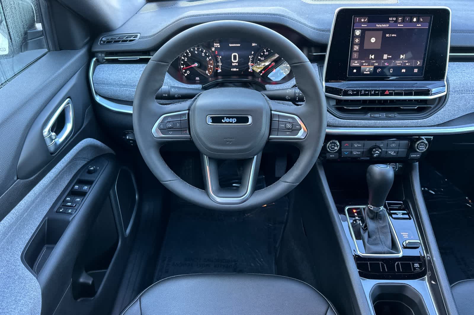 Thumbnail: 2025 Jeep Compass - 15