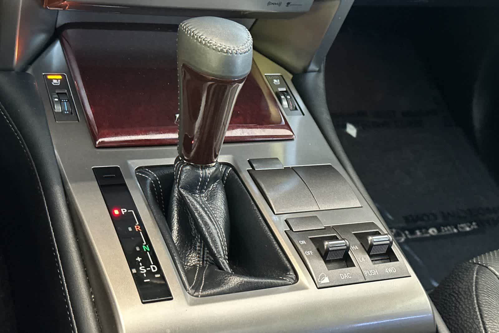 Thumbnail: 2015 Lexus GX - 24