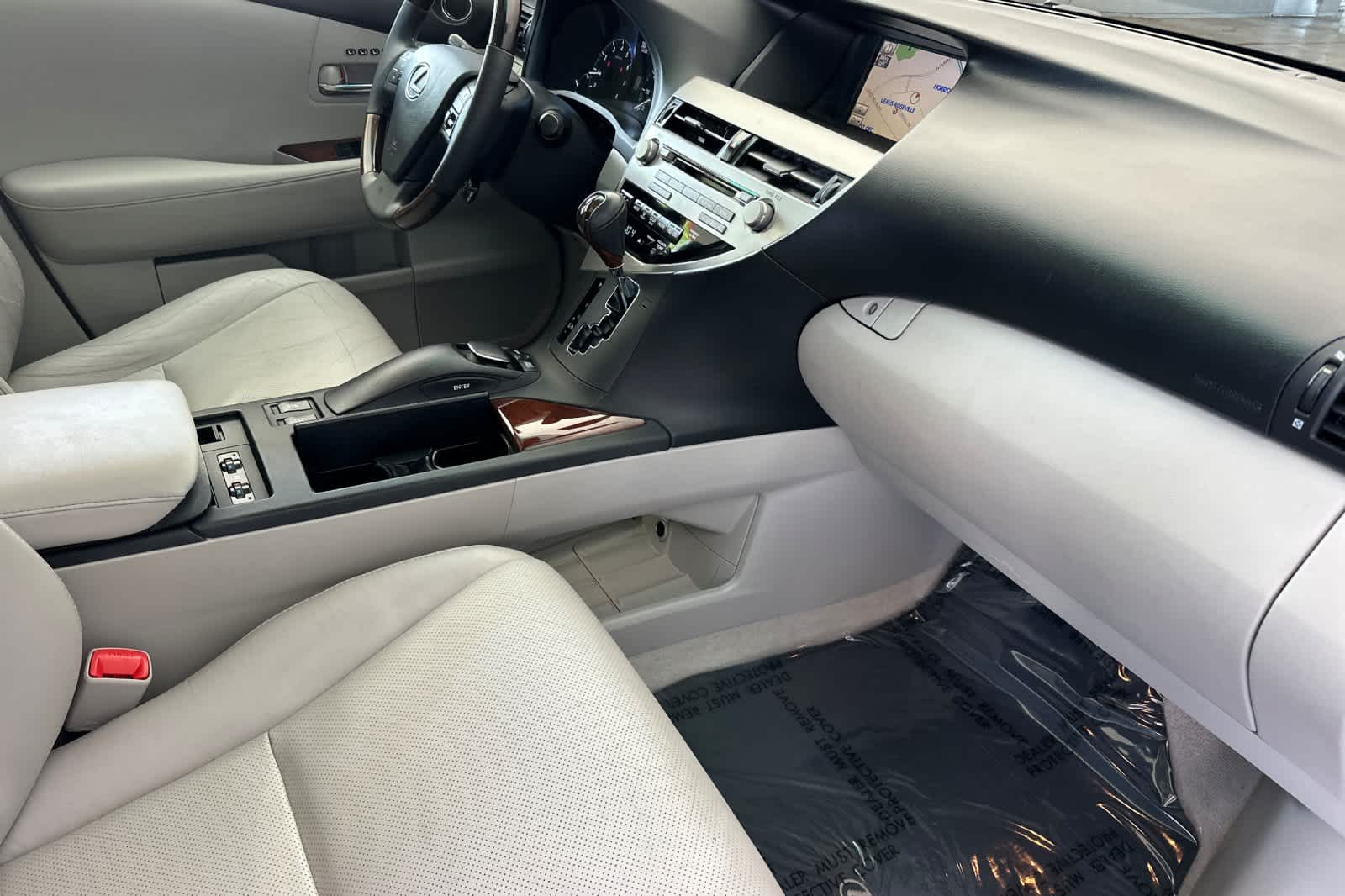 Thumbnail: 2011 Lexus RX - 17