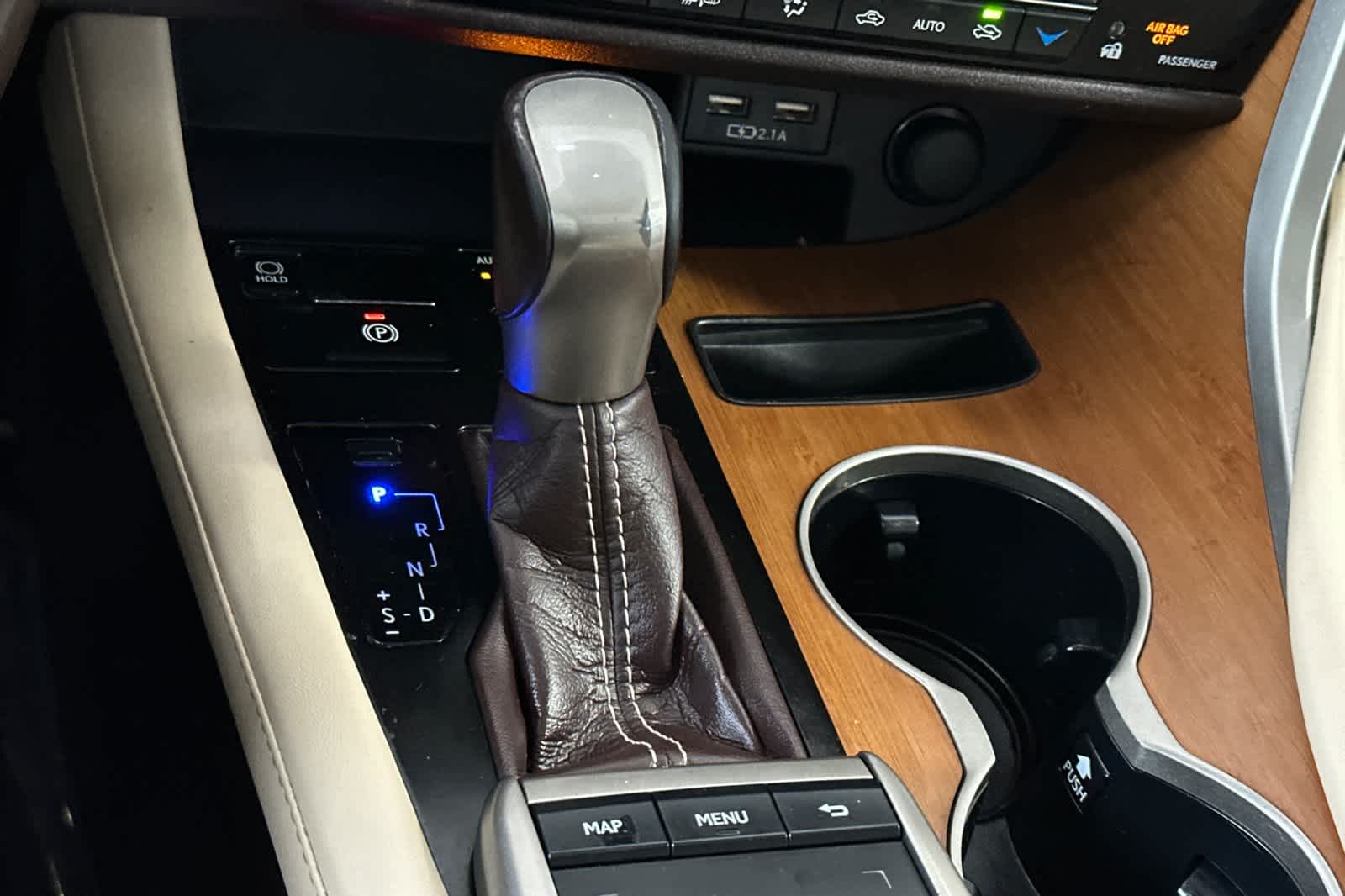 Thumbnail: 2020 Lexus RX - 24