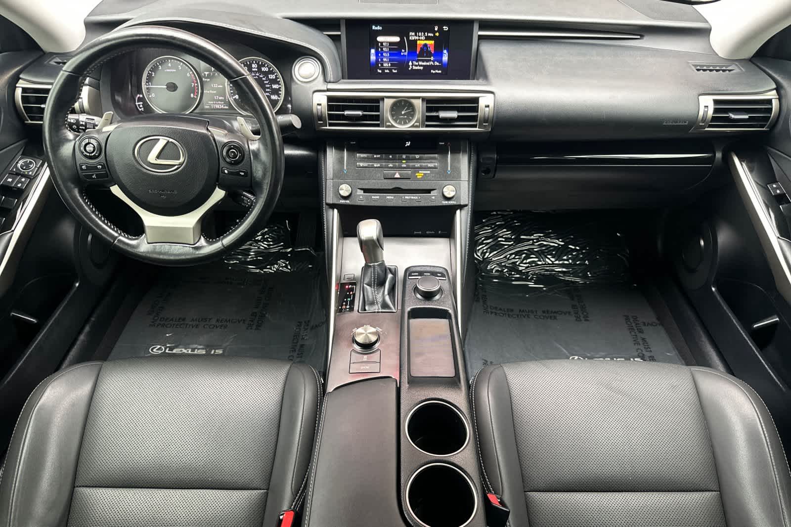 Thumbnail: 2016 Lexus IS - 3