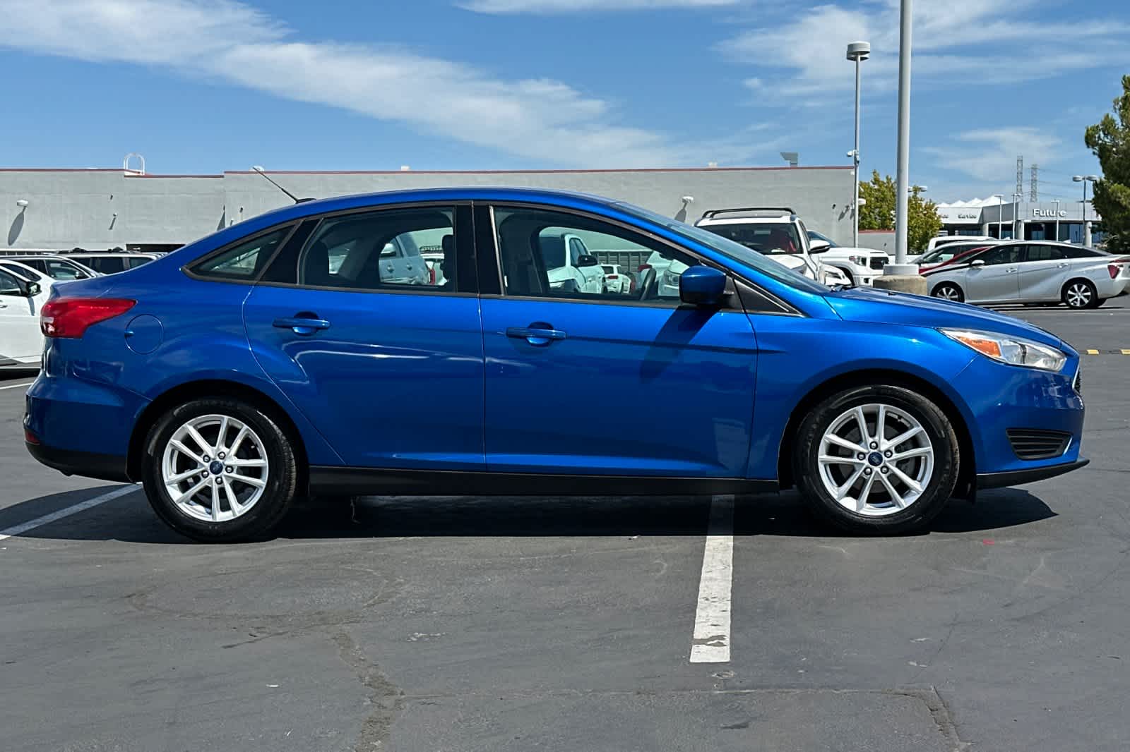 Thumbnail: 2018 Ford Focus - 6