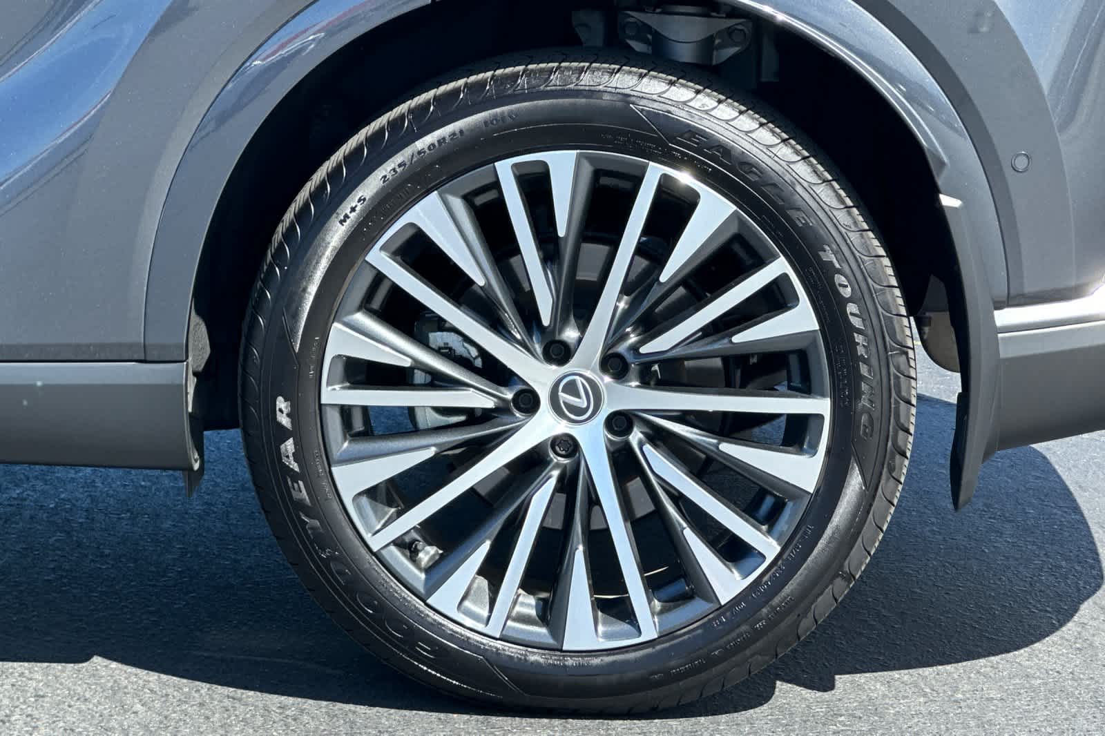 Thumbnail: 2025 Lexus RX - 32