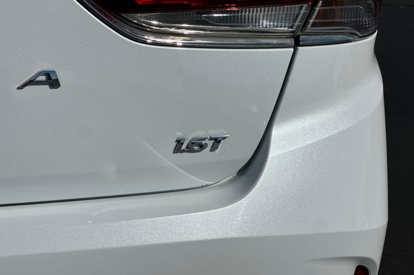 Thumbnail: 2018 Hyundai Sonata - 29