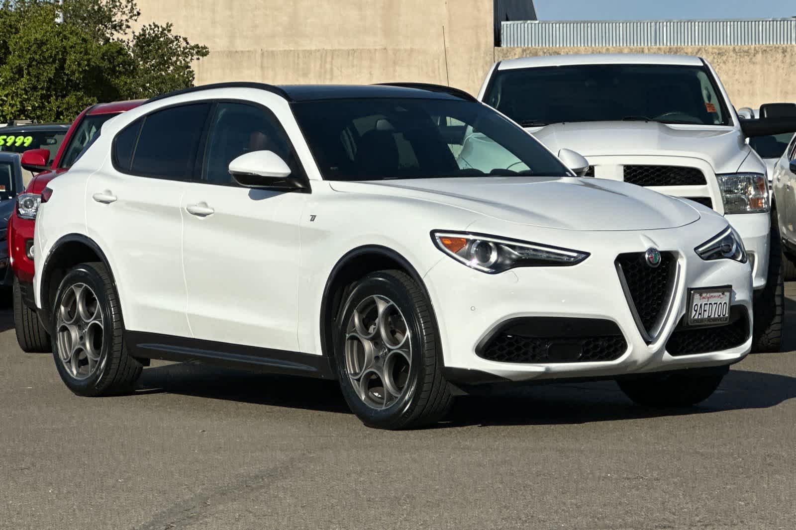 Thumbnail: 2022 Alfa Romeo Stelvio - 5