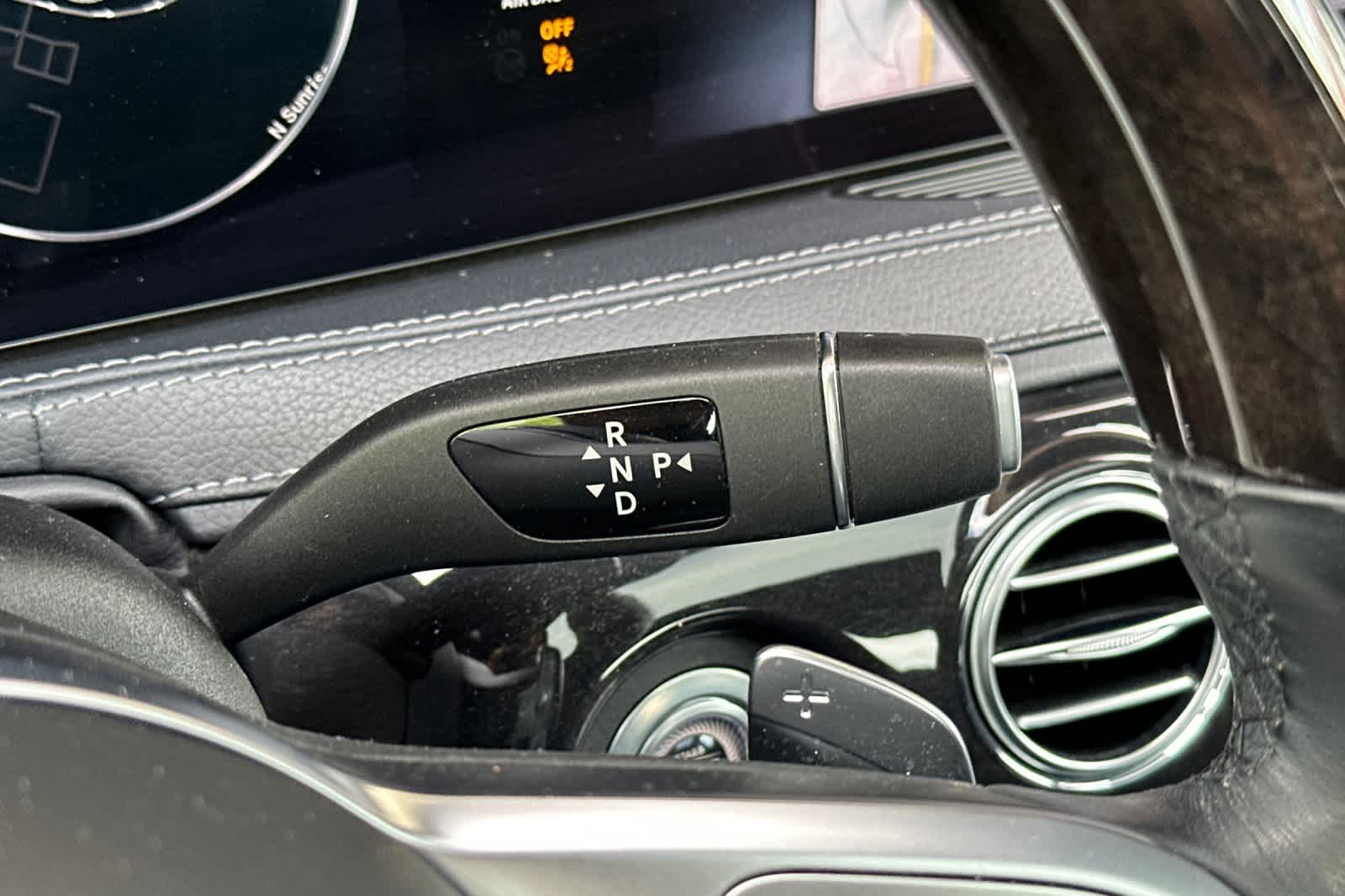 Thumbnail: 2019 Mercedes-Benz S-Class - 24