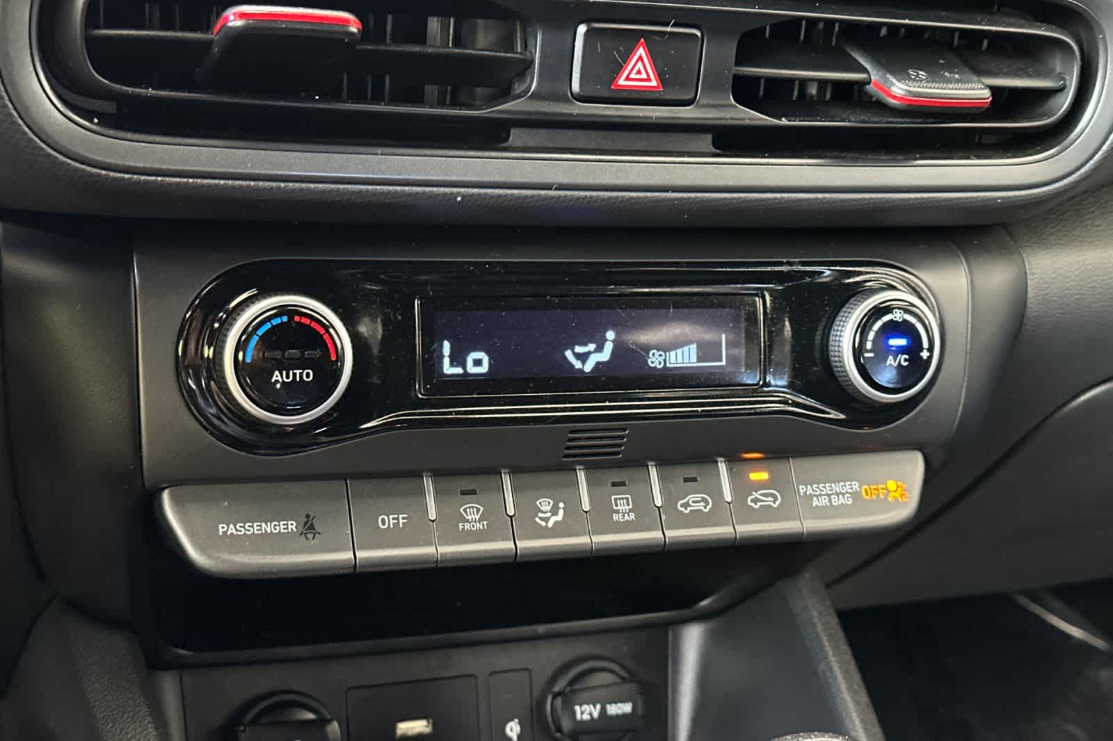 Thumbnail: 2022 Hyundai Kona - 21