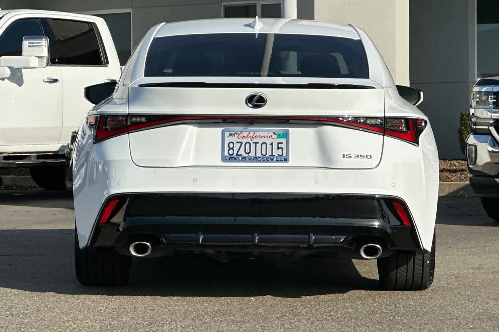 Thumbnail: 2022 Lexus IS - 8