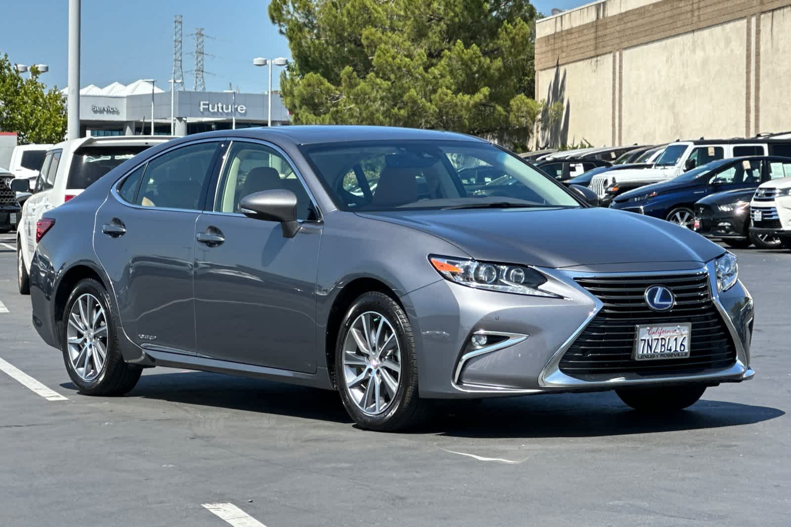 Thumbnail: 2016 Lexus ES - 5