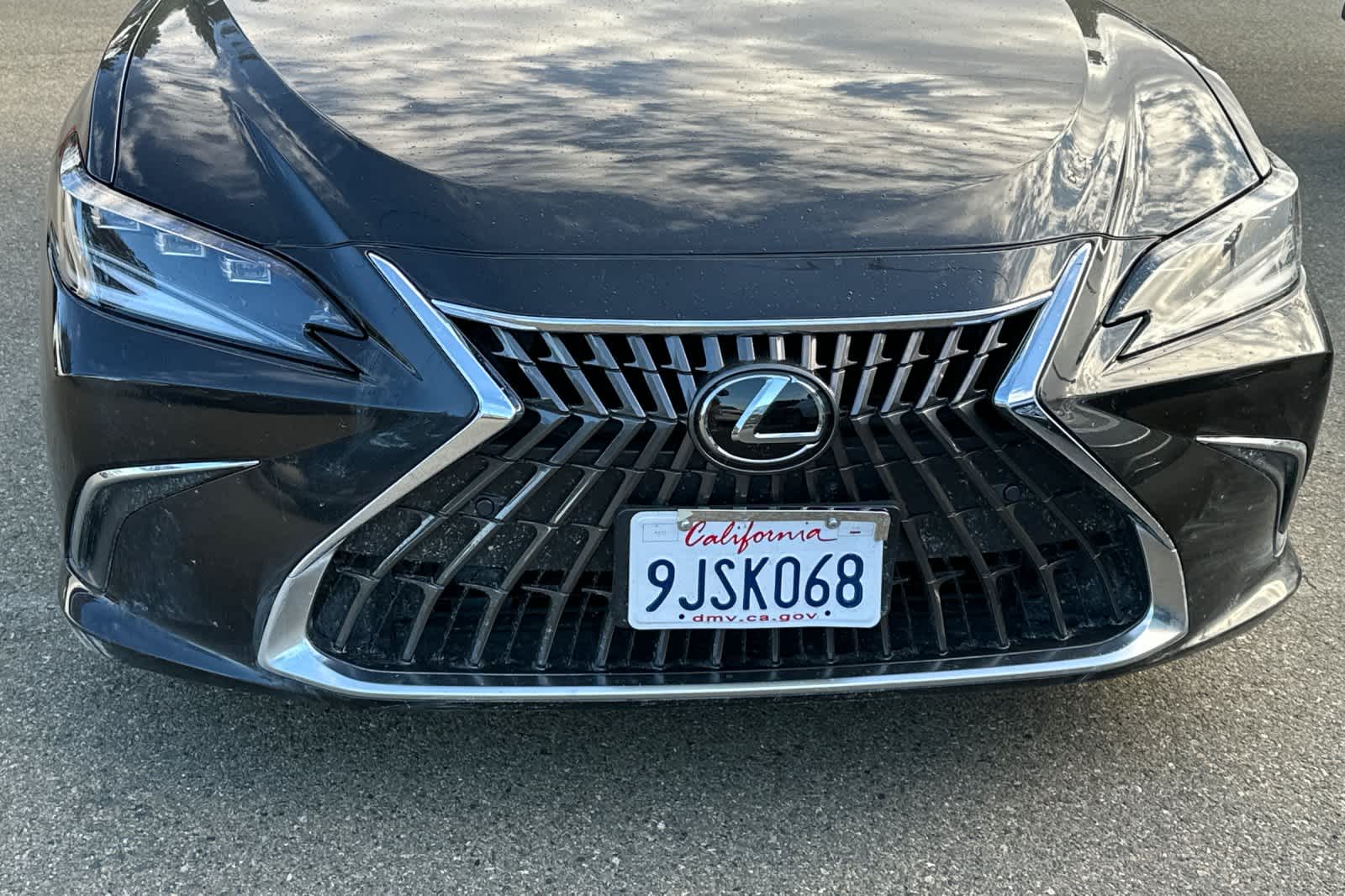 Thumbnail: 2024 Lexus ES - 9