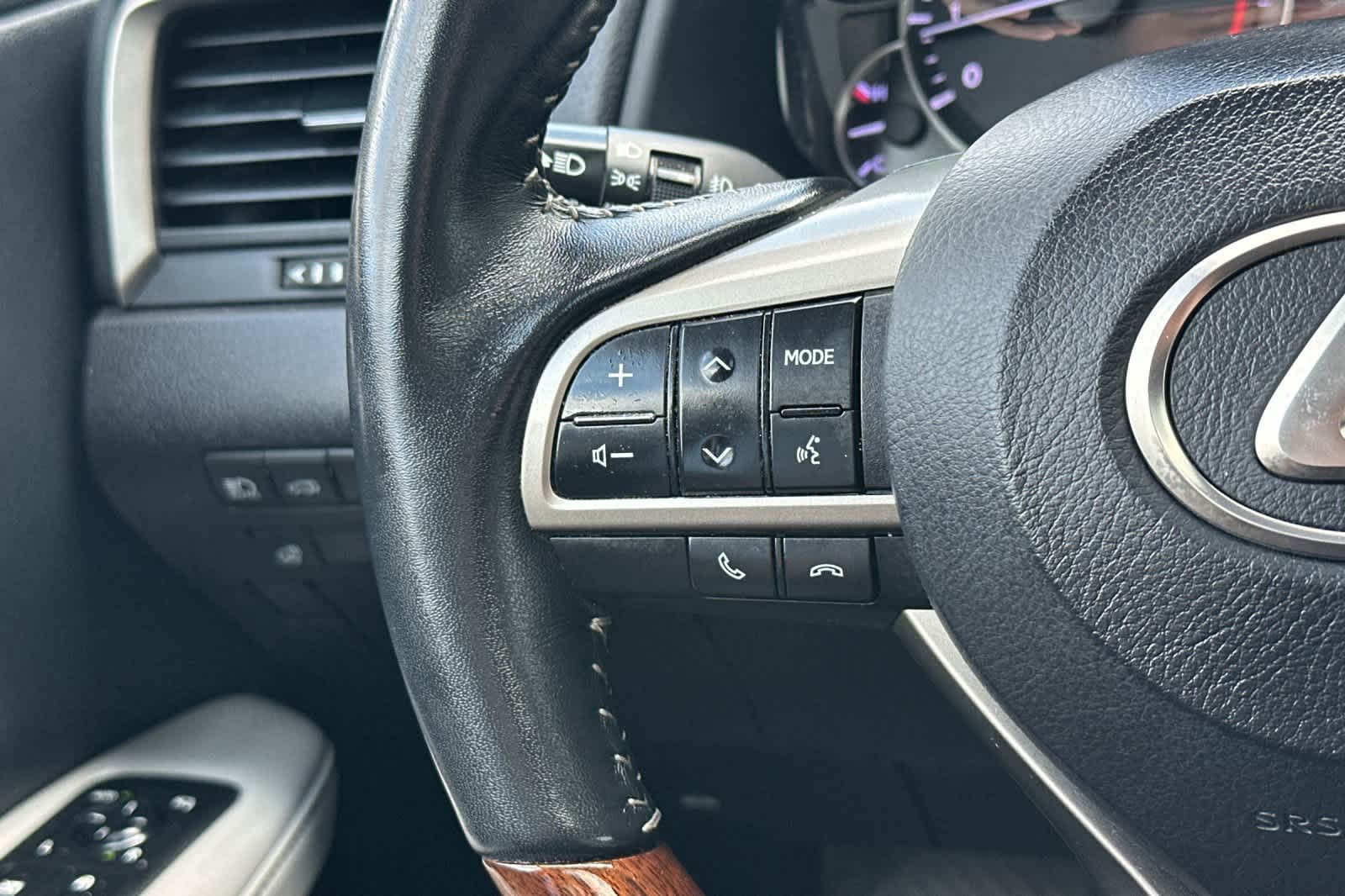 Thumbnail: 2019 Lexus RX - 27