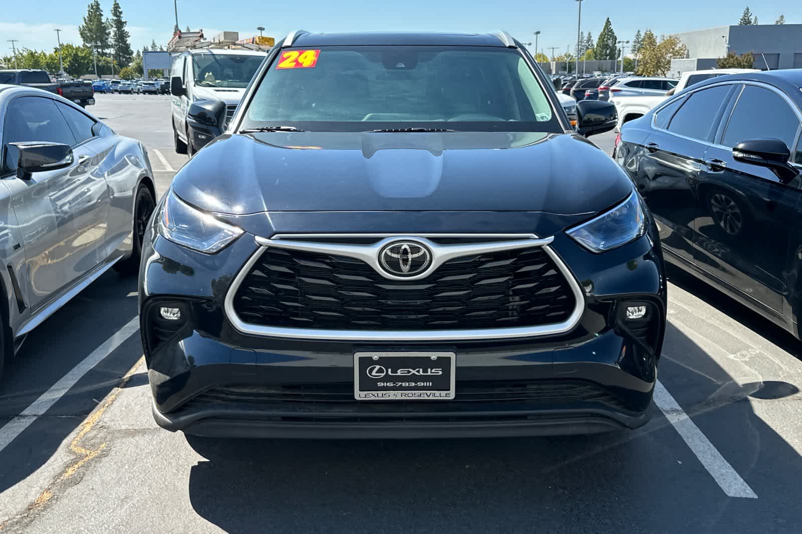 Thumbnail: 2024 Toyota Highlander - 5