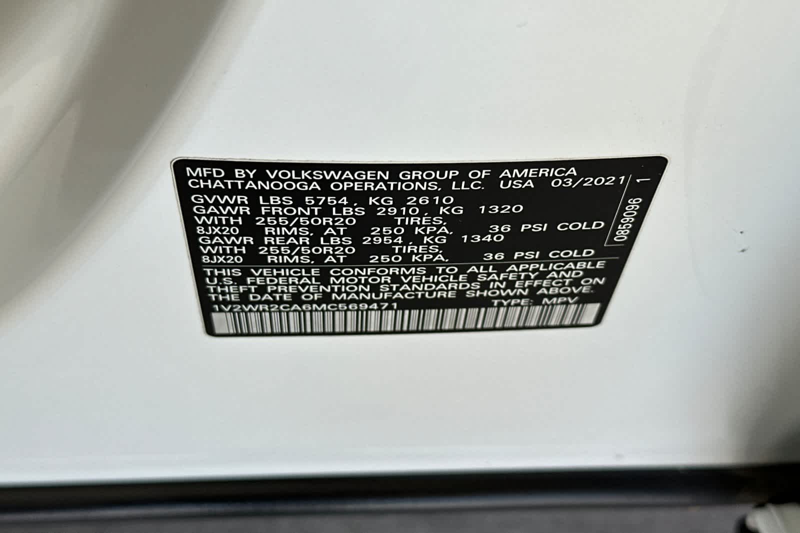 Thumbnail: 2021 Volkswagen Atlas - 34