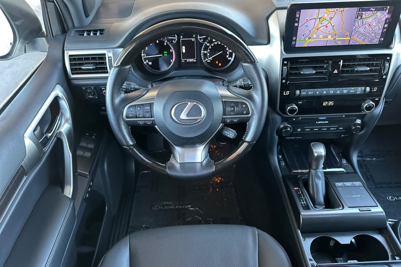 Thumbnail: 2022 Lexus GX - 14