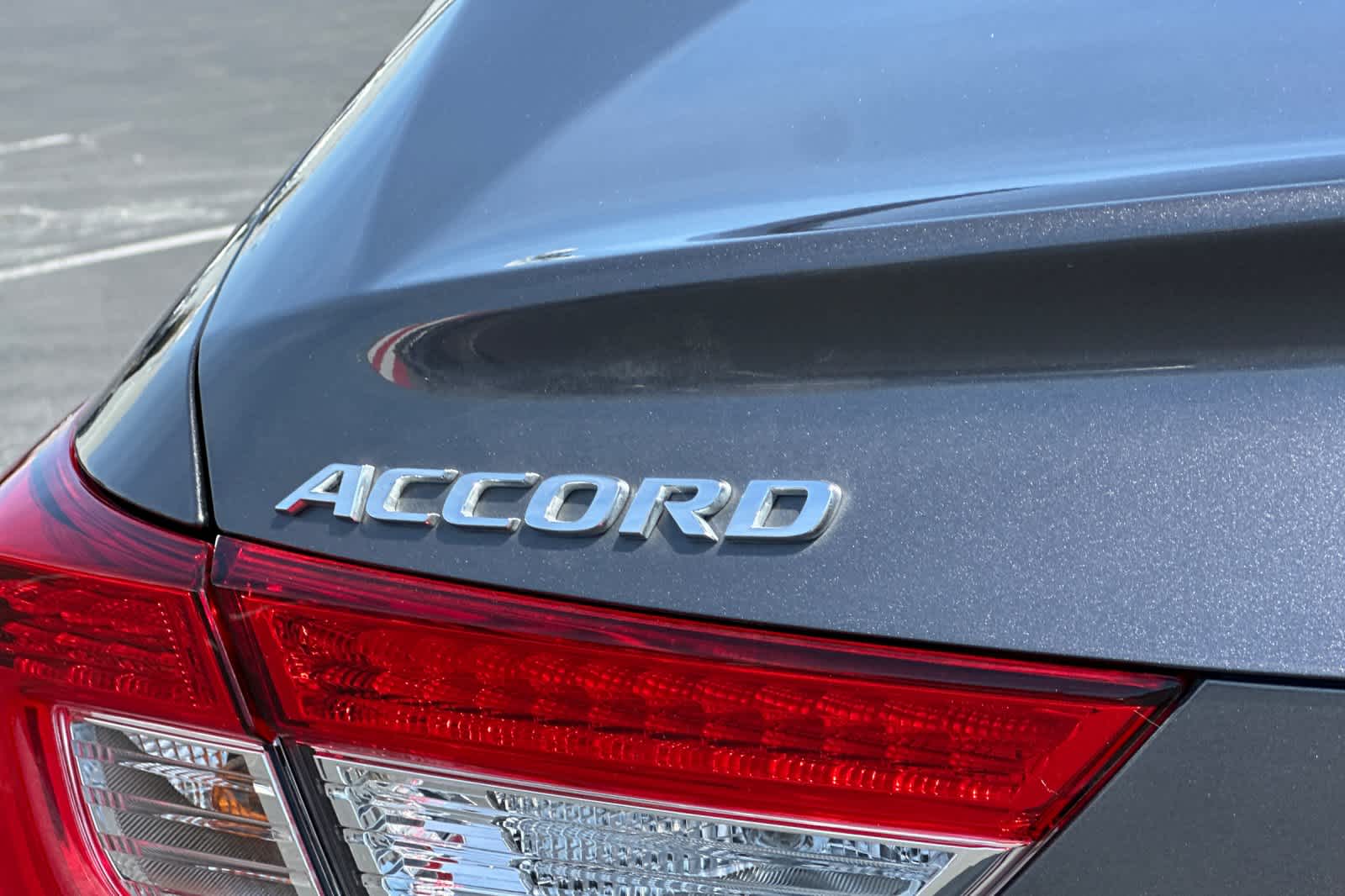 Thumbnail: 2018 Honda Accord - 31