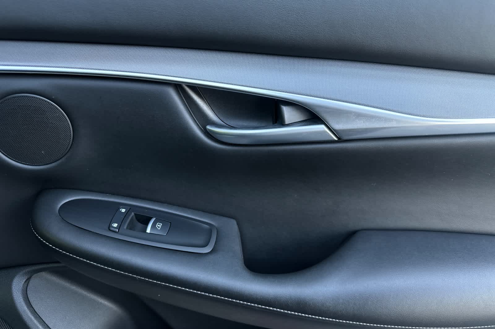 Thumbnail: 2022 INFINITI QX50 - 18