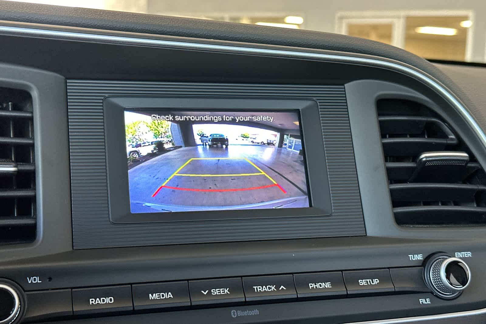 Thumbnail: 2019 Hyundai Elantra - 19