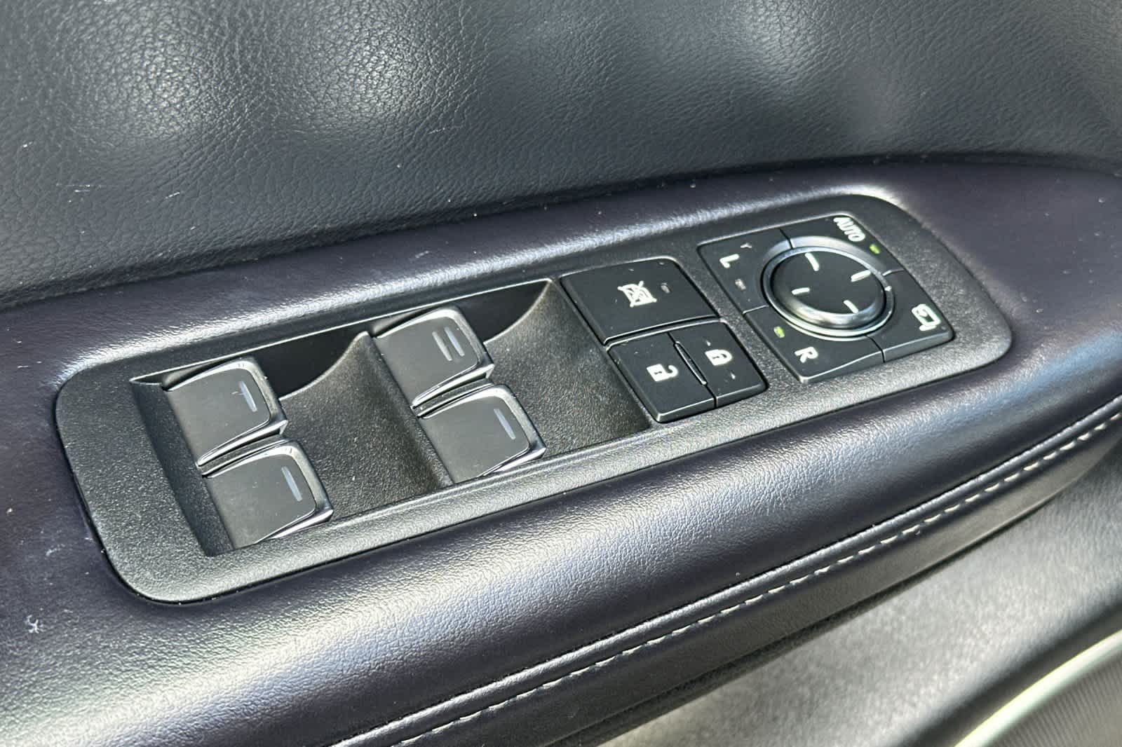 Thumbnail: 2020 Lexus RX - 13