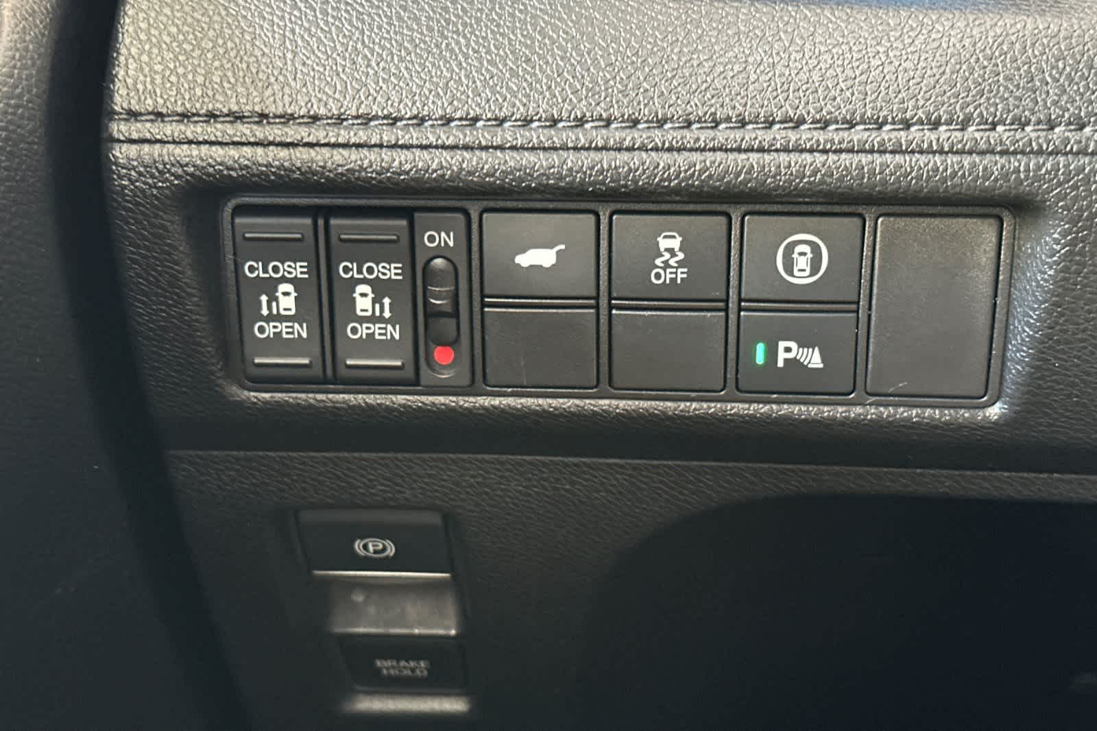 Thumbnail: 2022 Honda Odyssey - 32