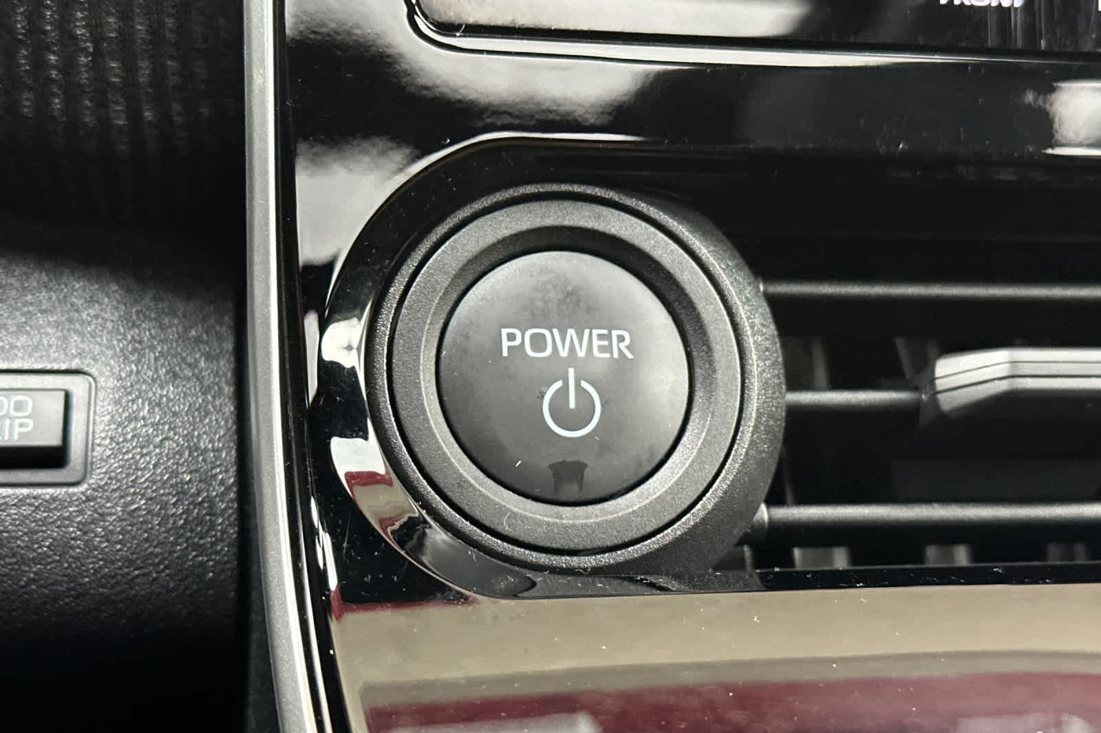 Thumbnail: 2023 Toyota bZ4X - 24