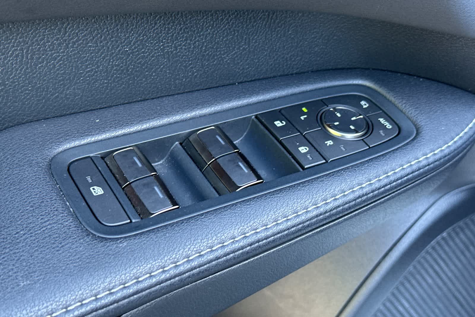 Thumbnail: 2024 Lexus RX - 13