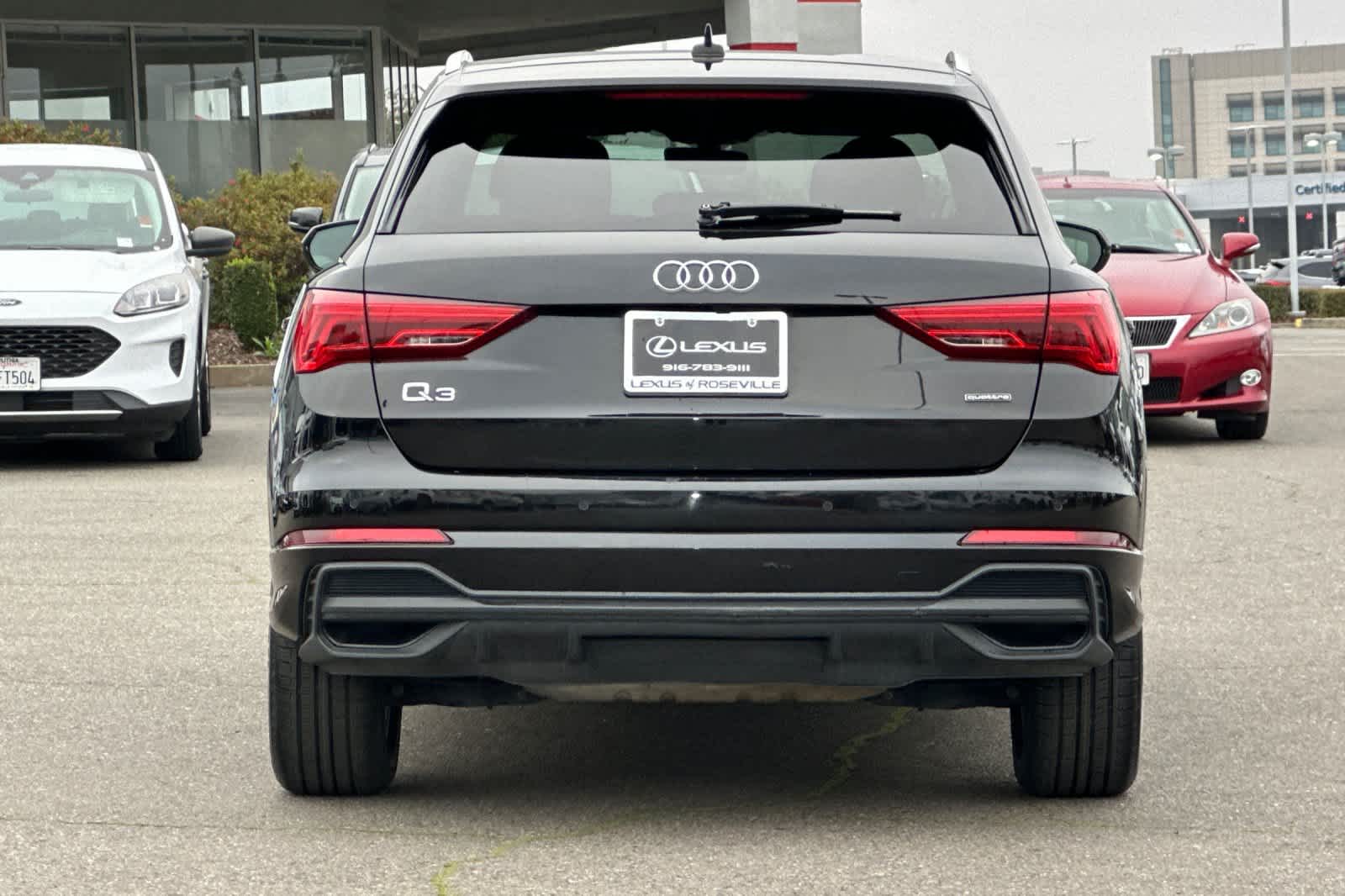 Thumbnail: 2023 Audi Q3 - 8