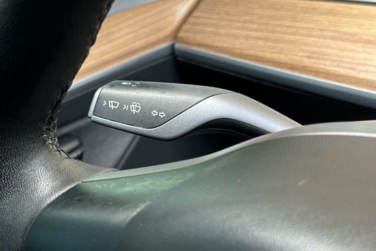 Thumbnail: 2022 Tesla Model 3 - 29