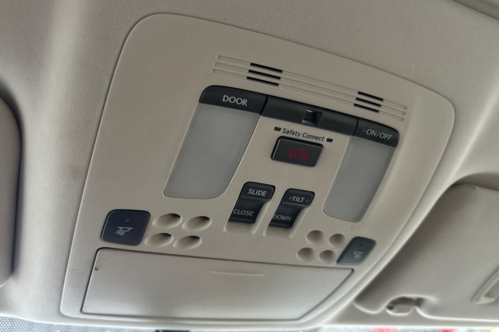 Thumbnail: 2013 Lexus IS - 31