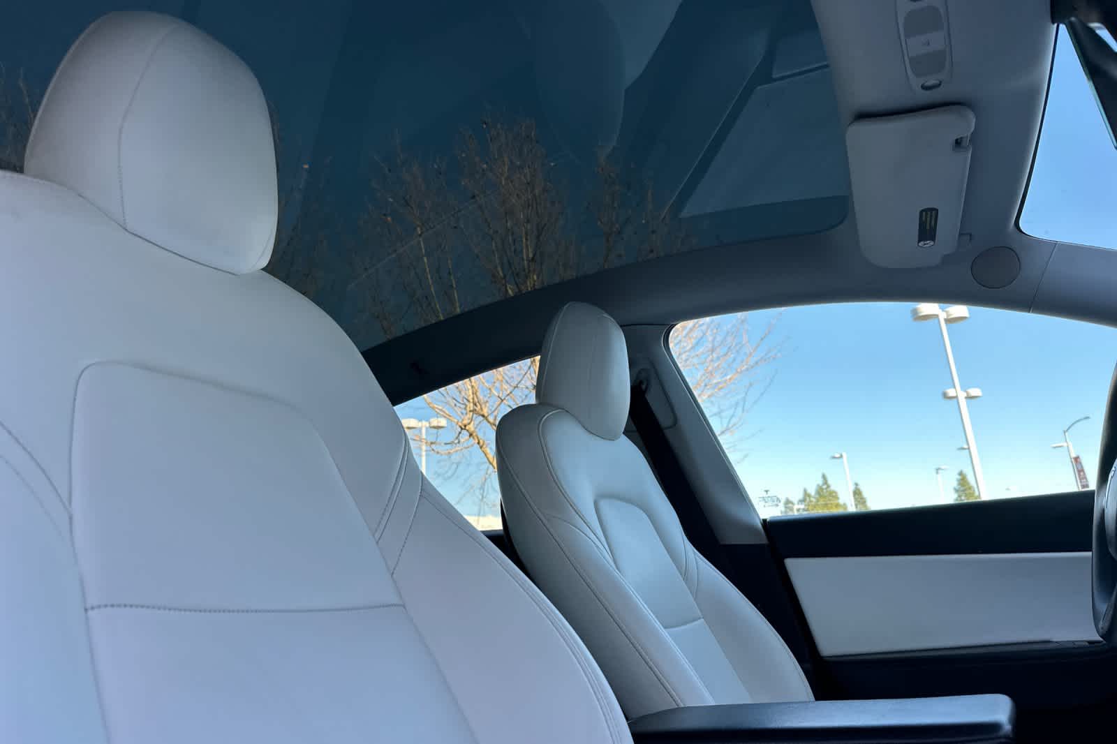 Thumbnail: 2021 Tesla Model Y - 18