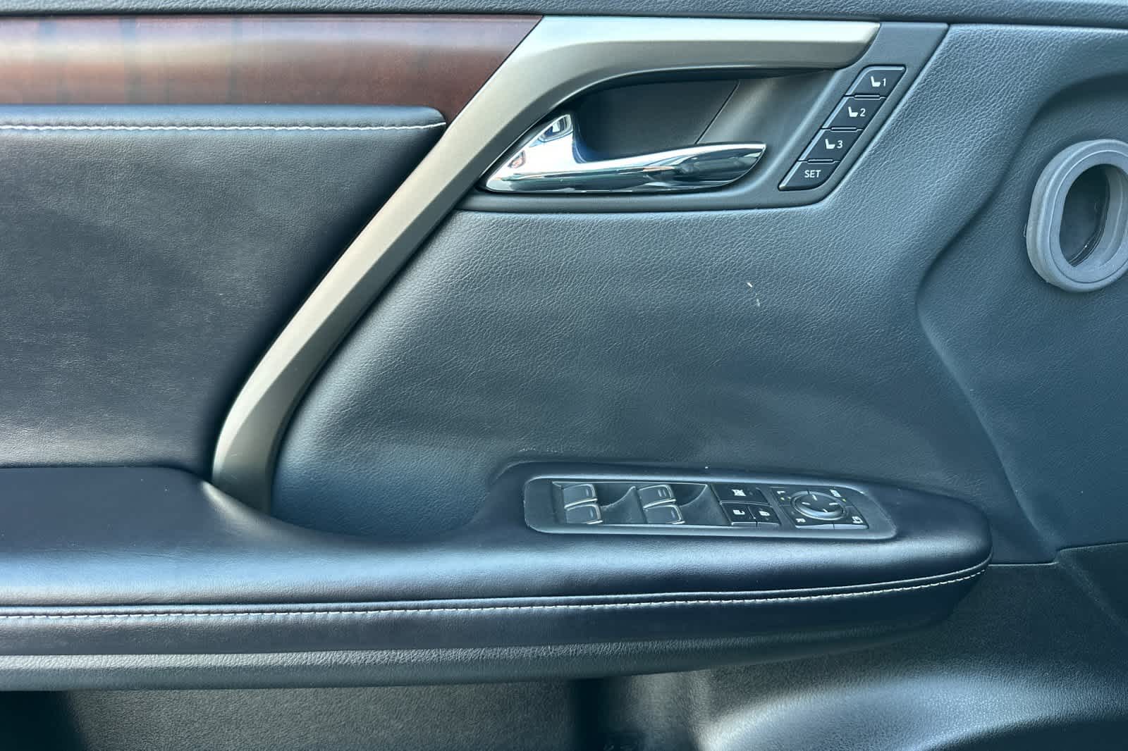 Thumbnail: 2020 Lexus RX - 12