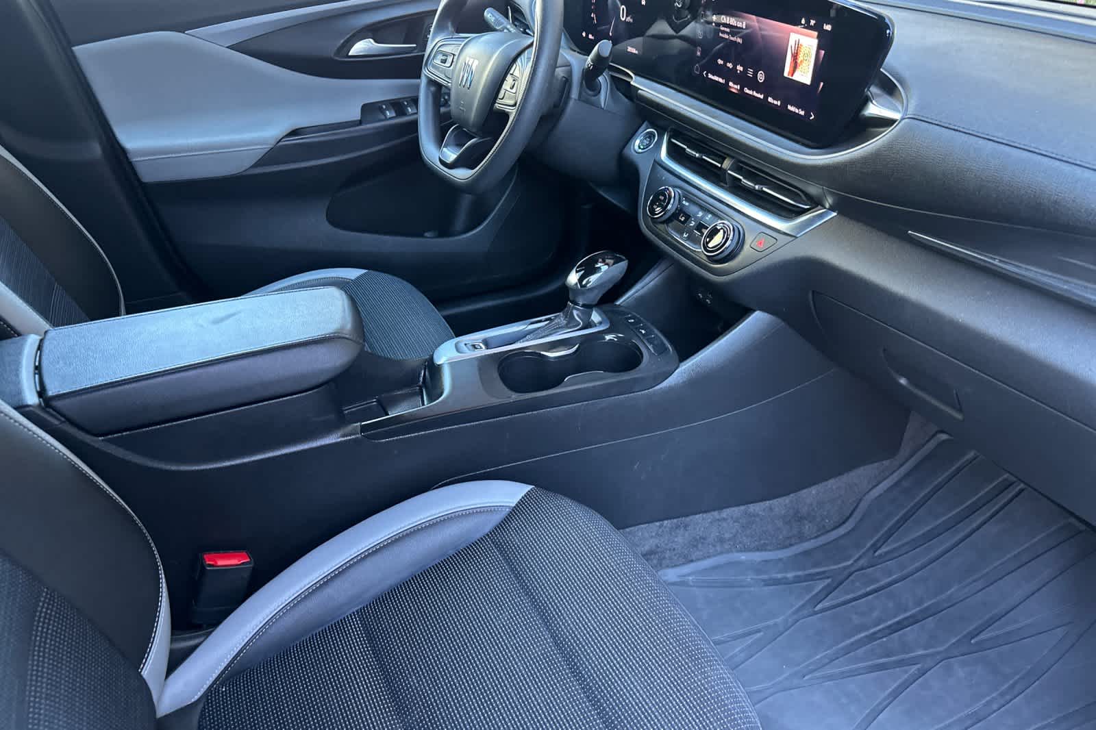 Thumbnail: 2024 Buick Envista - 17