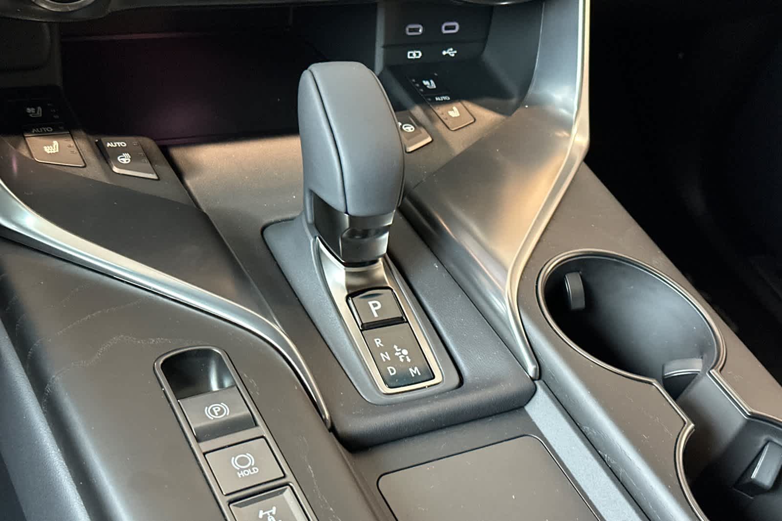 Thumbnail: 2025 Lexus LX - 22