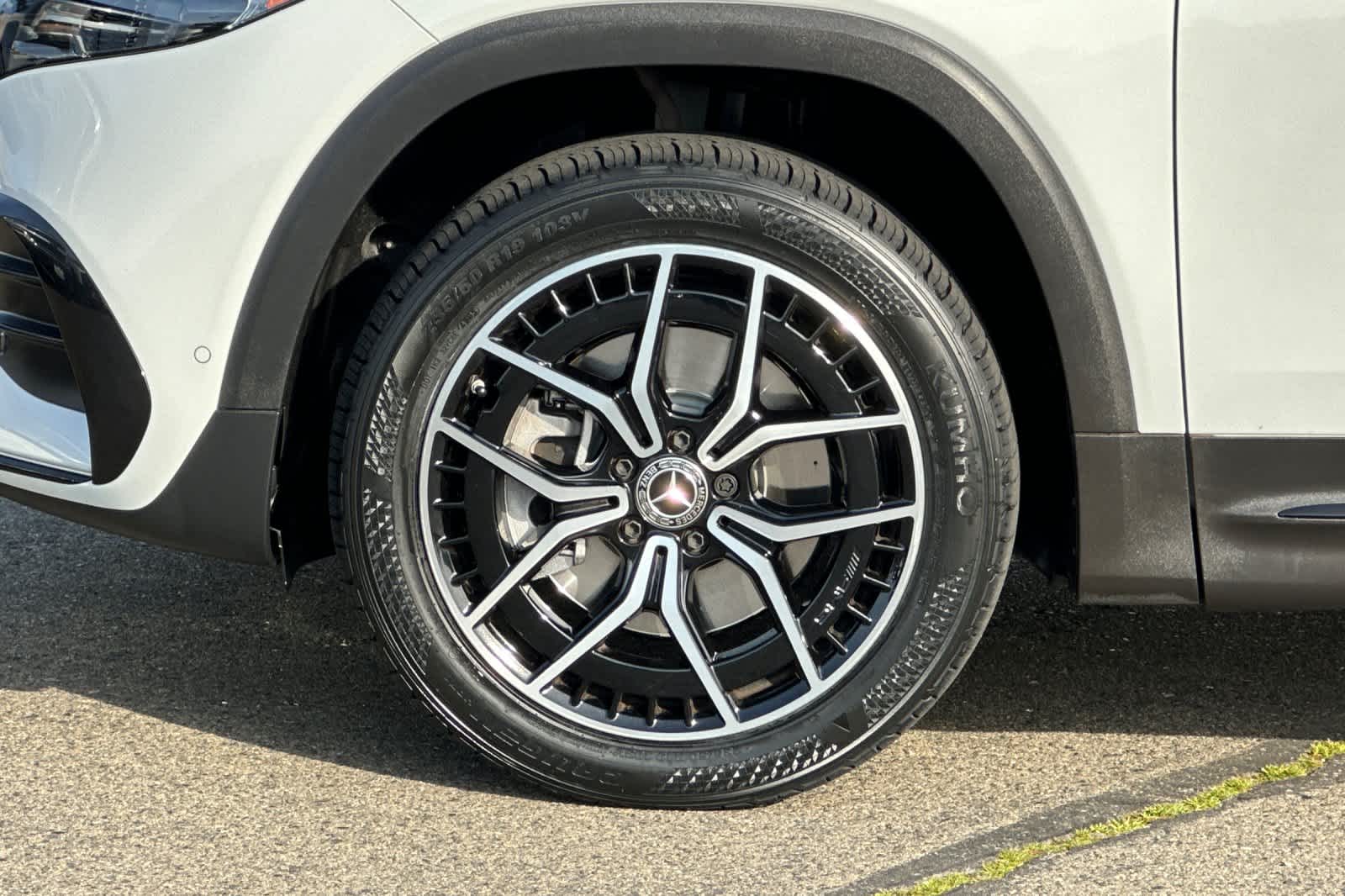 Thumbnail: 2023 Mercedes-Benz EQB - 33