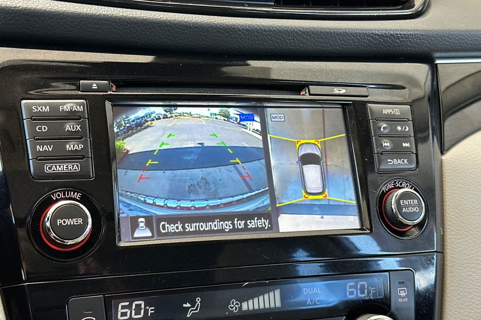 2018 Nissan Rogue Sport SL 22