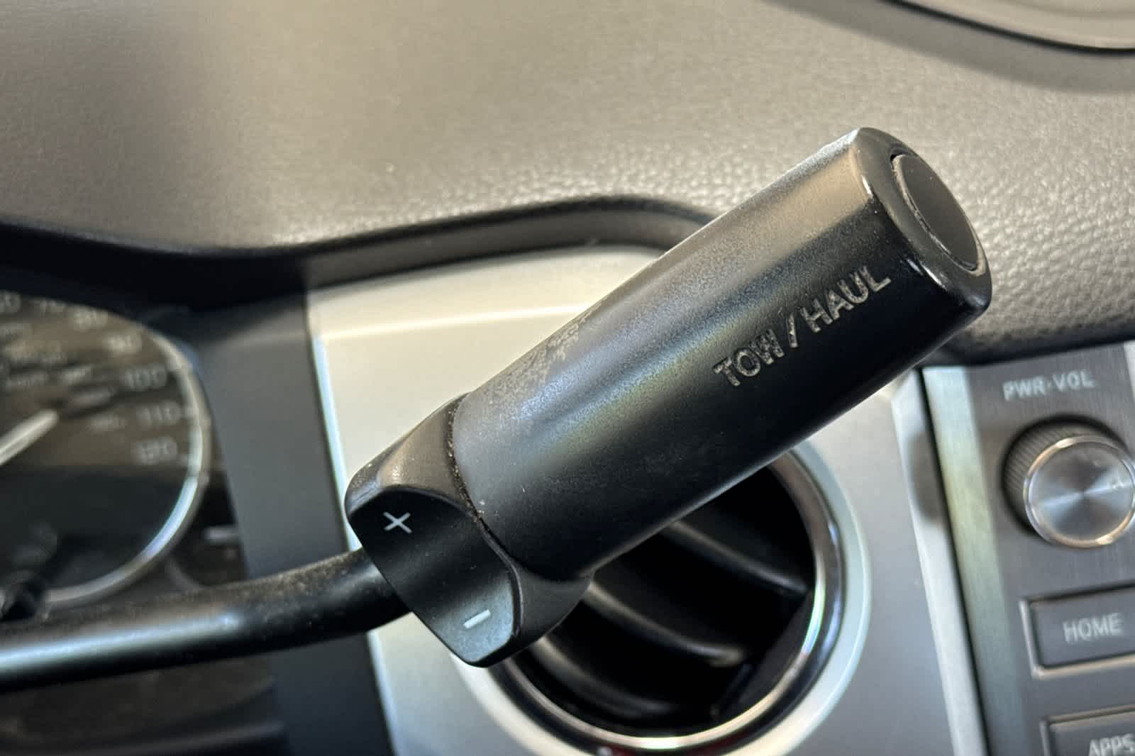 Thumbnail: 2016 Toyota Tundra - 23