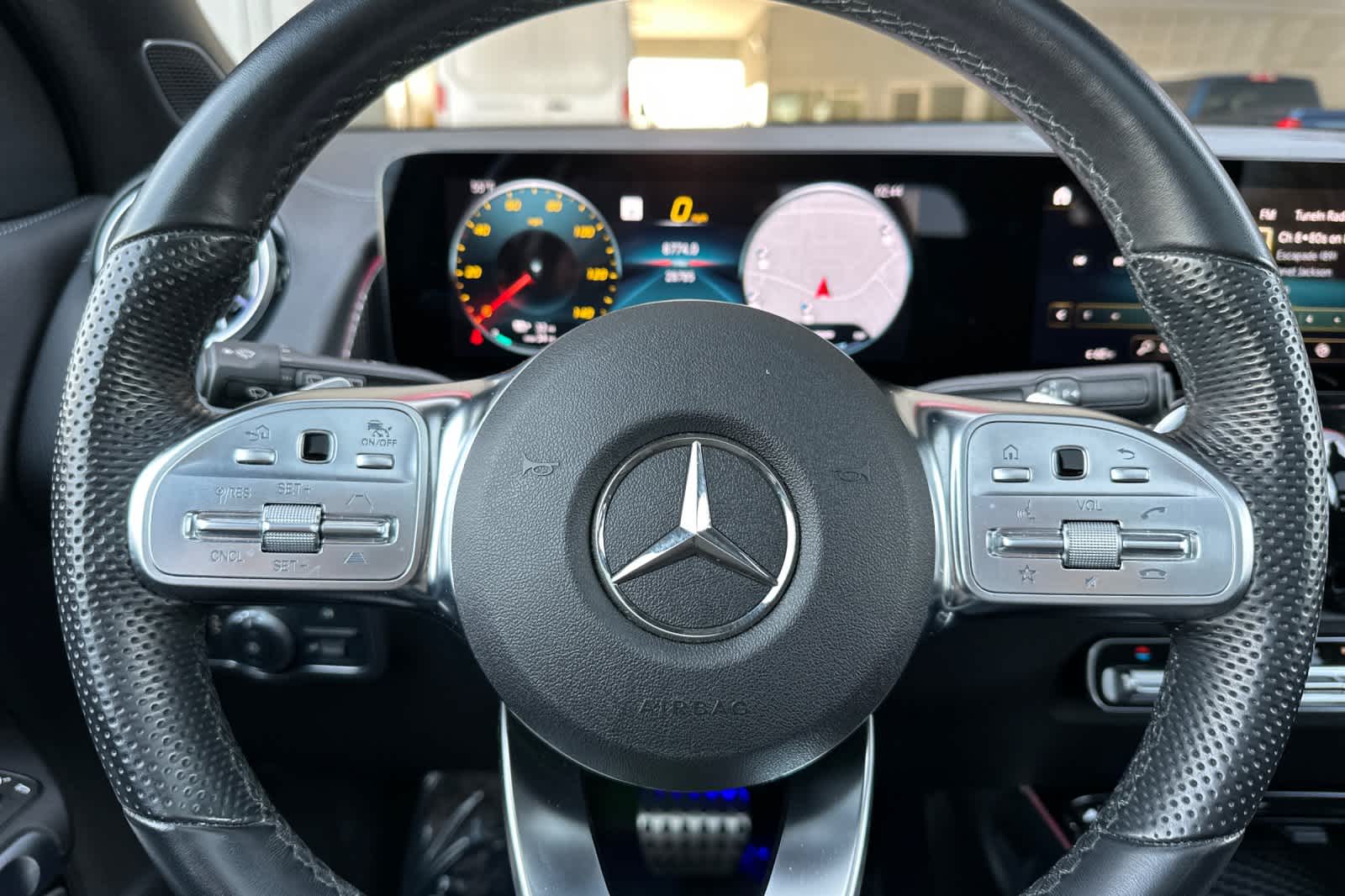 Thumbnail: 2023 Mercedes-Benz EQB - 27