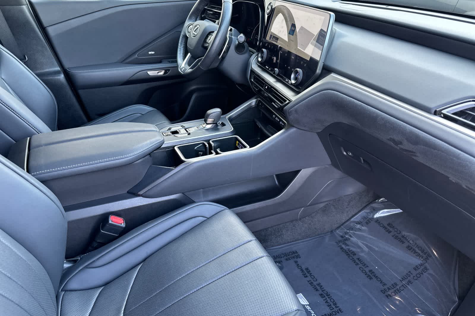 Thumbnail: 2025 Lexus TX - 18