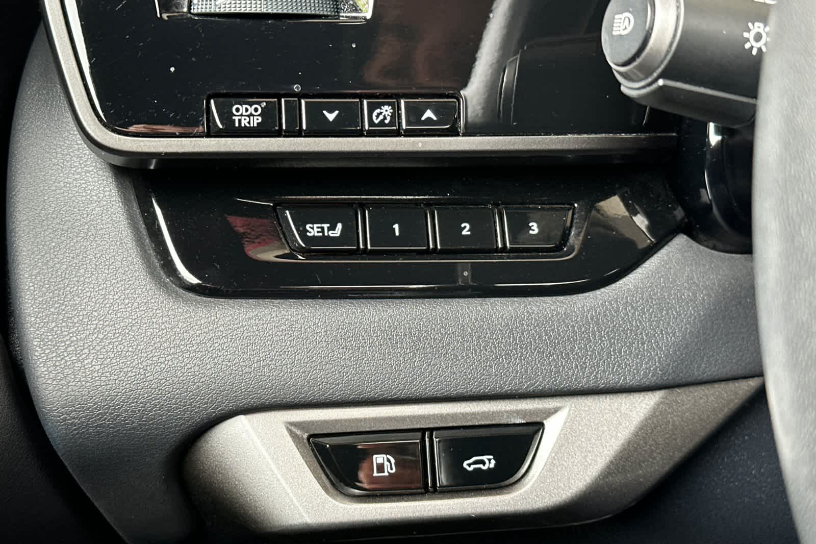 Thumbnail: 2023 Lexus RX - 30