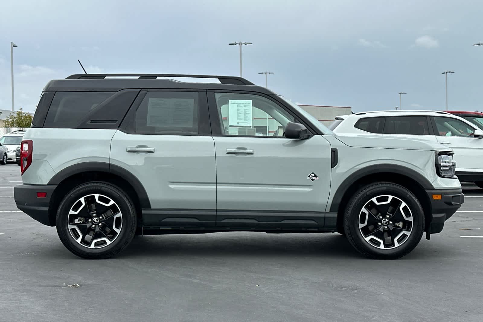 Thumbnail: 2021 Ford Bronco Sport - 6