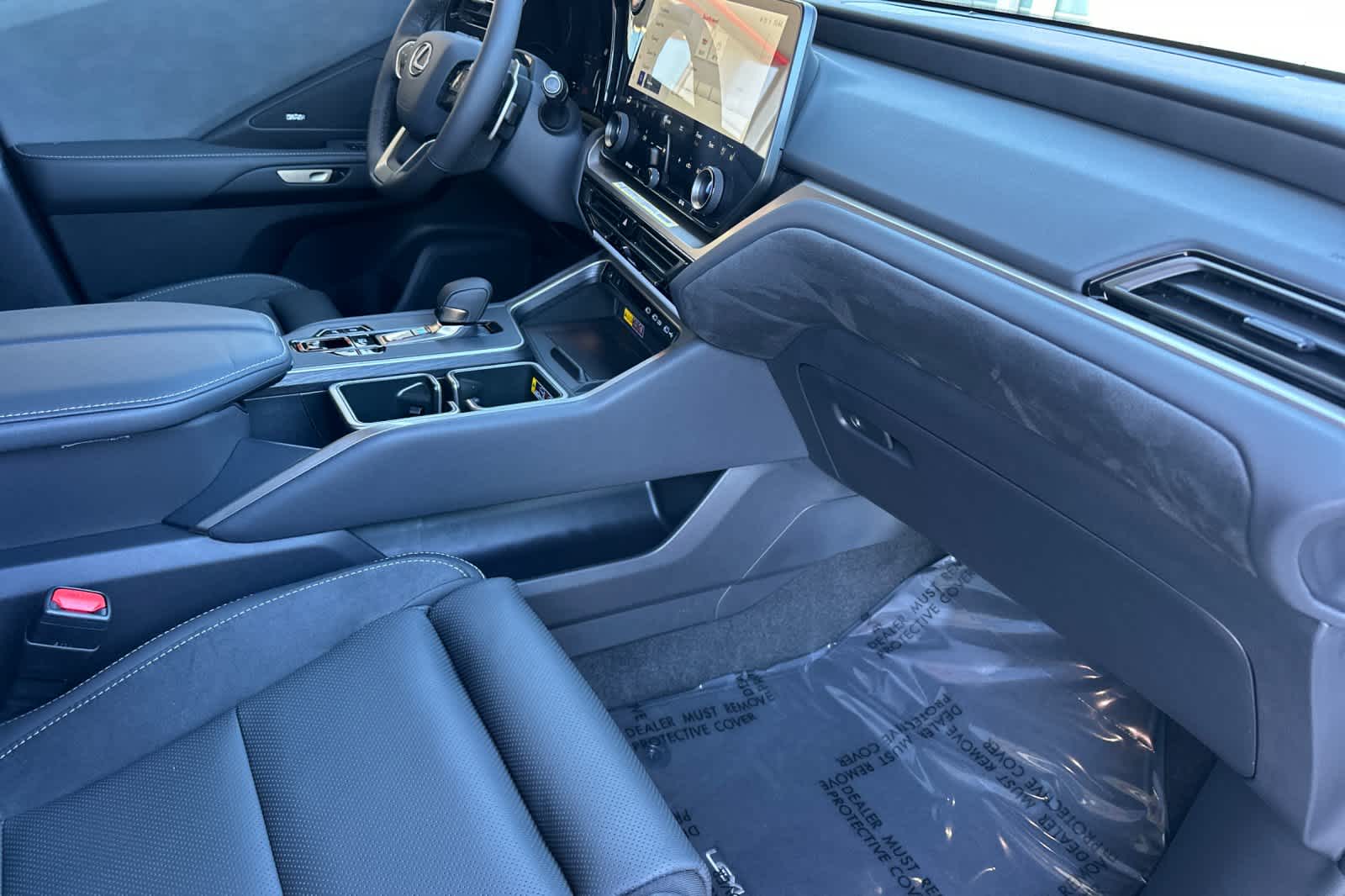 Thumbnail: 2026 Lexus TX - 17