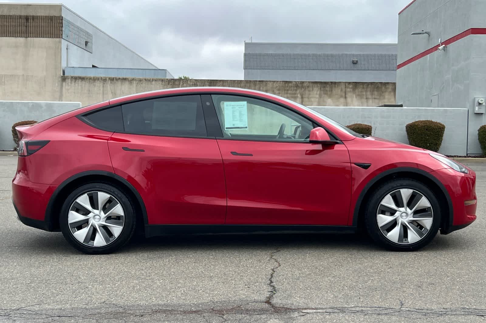 Thumbnail: 2022 Tesla Model Y - 6